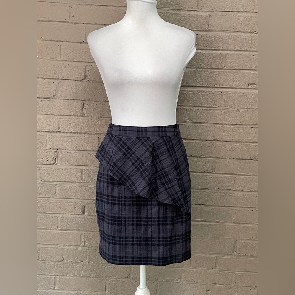 Banana Republic NWT Plaid ruffle skirt  2 Petite